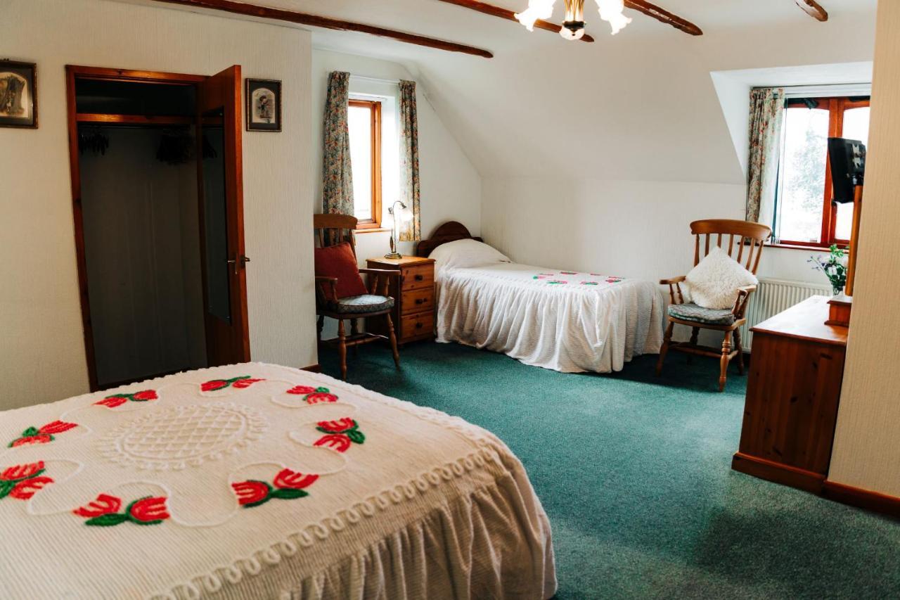 The Farmhouse Lochmeyler Llandeloy 外观 照片
