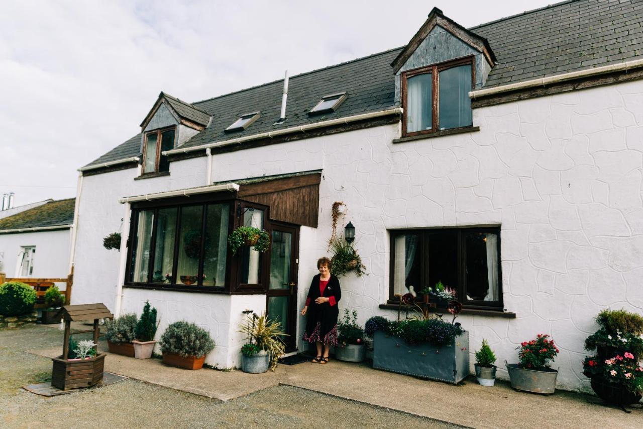The Farmhouse Lochmeyler Llandeloy 外观 照片
