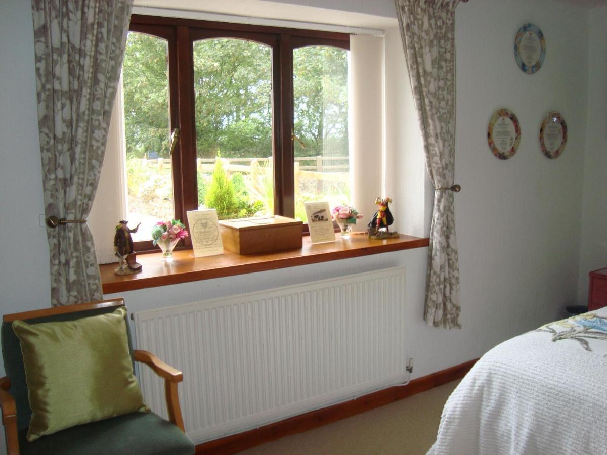 The Farmhouse Lochmeyler Llandeloy 外观 照片